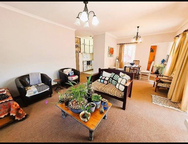 2 BEDROOM RETIREMENT UNIT SOLD IN PINETOWN CENTRAL
